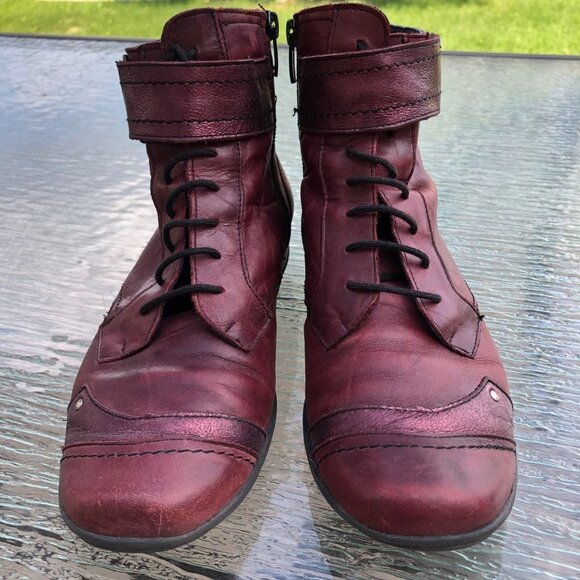 DORKING by Fluchos Agata Red Leather Ankle Booties Size 38 (7.5) - Picture 2 of 14